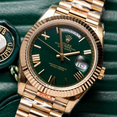 Rolex Day-Date 40 228238 Flat Green Dial Yellow Gold Fluted Rep 1:1